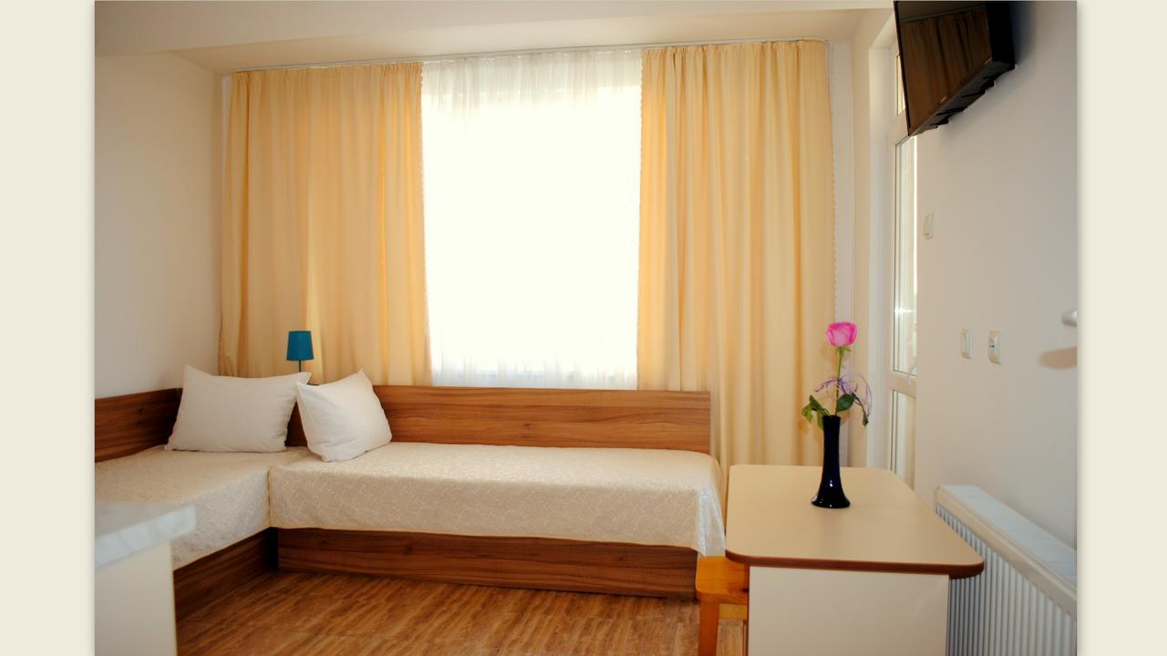 Veda Guest House Поморіє Екстер'єр фото