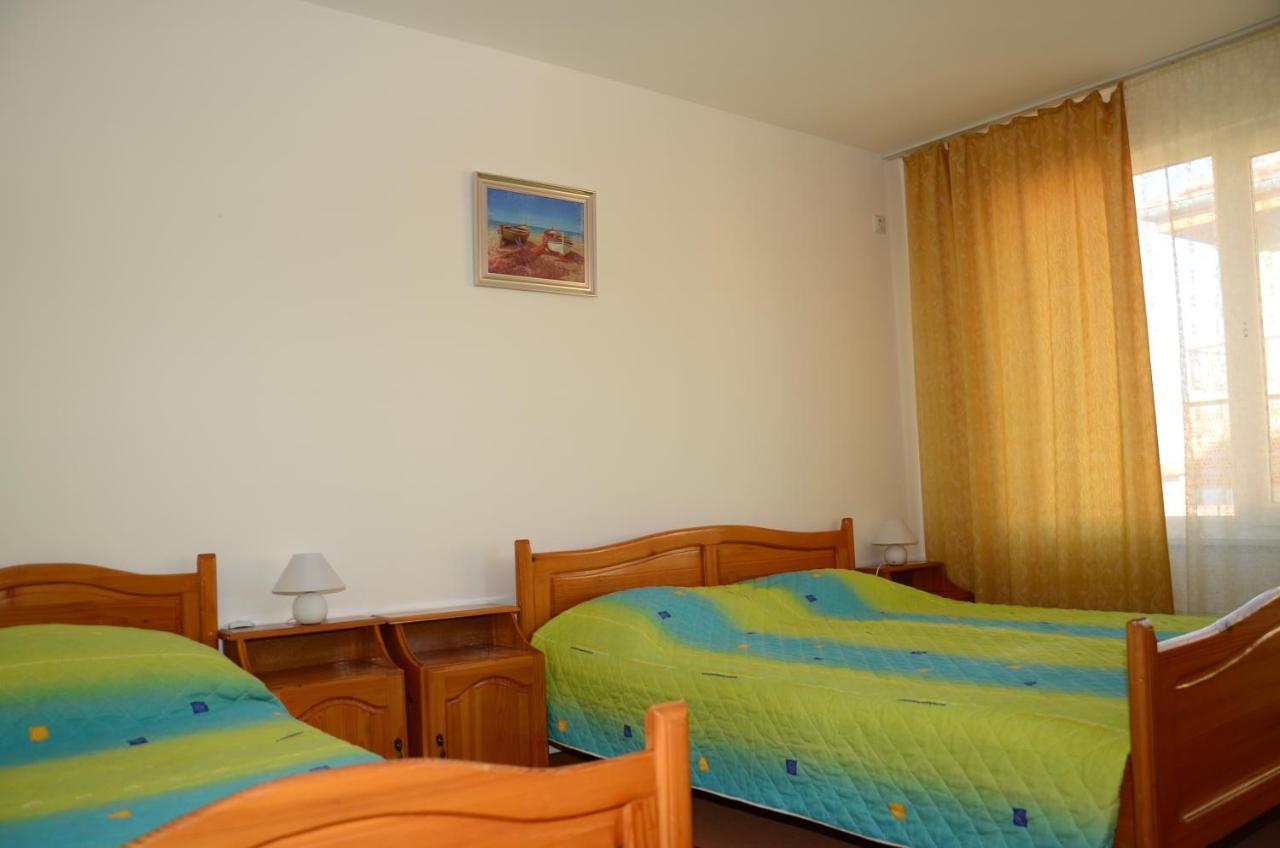 Veda Guest House Поморіє Номер фото